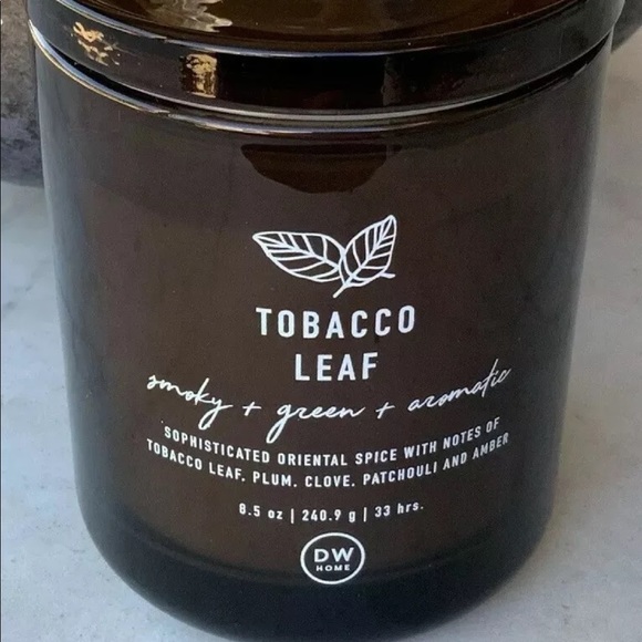 DW HOME CANDLE TOBACCO LEAF RICHLY SCENTED NEW - Picture 2 of 4